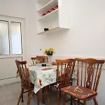 With Parking Space - Makarska - 6854